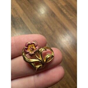 vintage Avon brooch from the 1996 "Hearts of Love" collection
